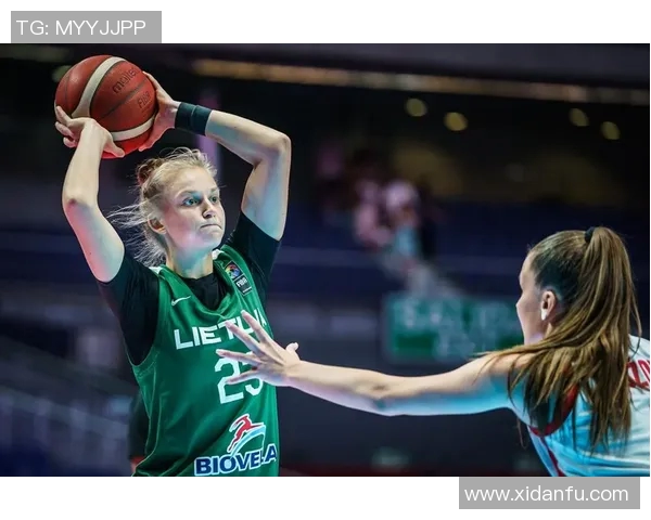 中国女篮迎战立陶宛全力争胜展现实力与团队精神 中国女篮迎战立陶宛全力争胜展现实力与团队精神